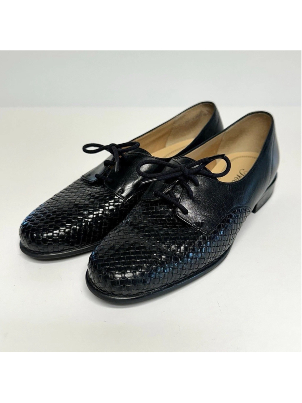 Trotters Martie Black Lace-up Woven Leather Basket Oxford Shoes Sz 5 - Excellent
